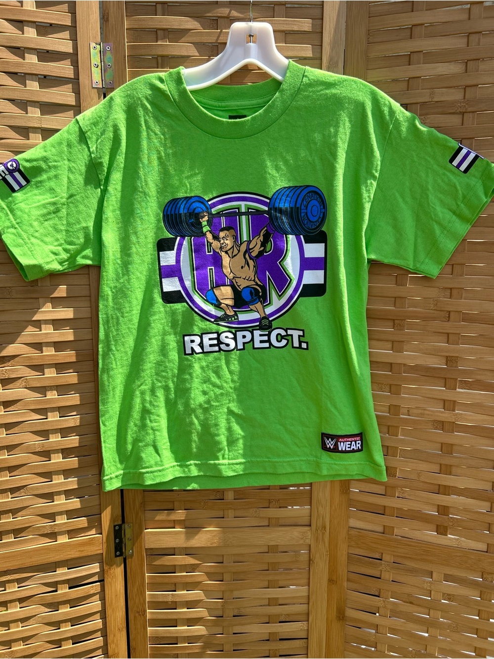 👻5/$13- WWE Neon Green 'Respect' Weightlifter Graphic Tee